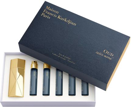 Coffret Oud Satin Mood : 5 recharges de 11 ml + un Globe Trotter édition Gold
